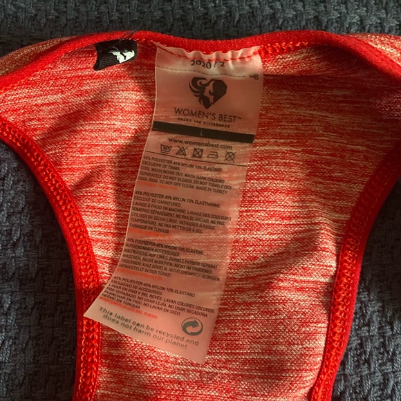 Women’s Best Move Seamless Sports Bra - Picture 2 of 5